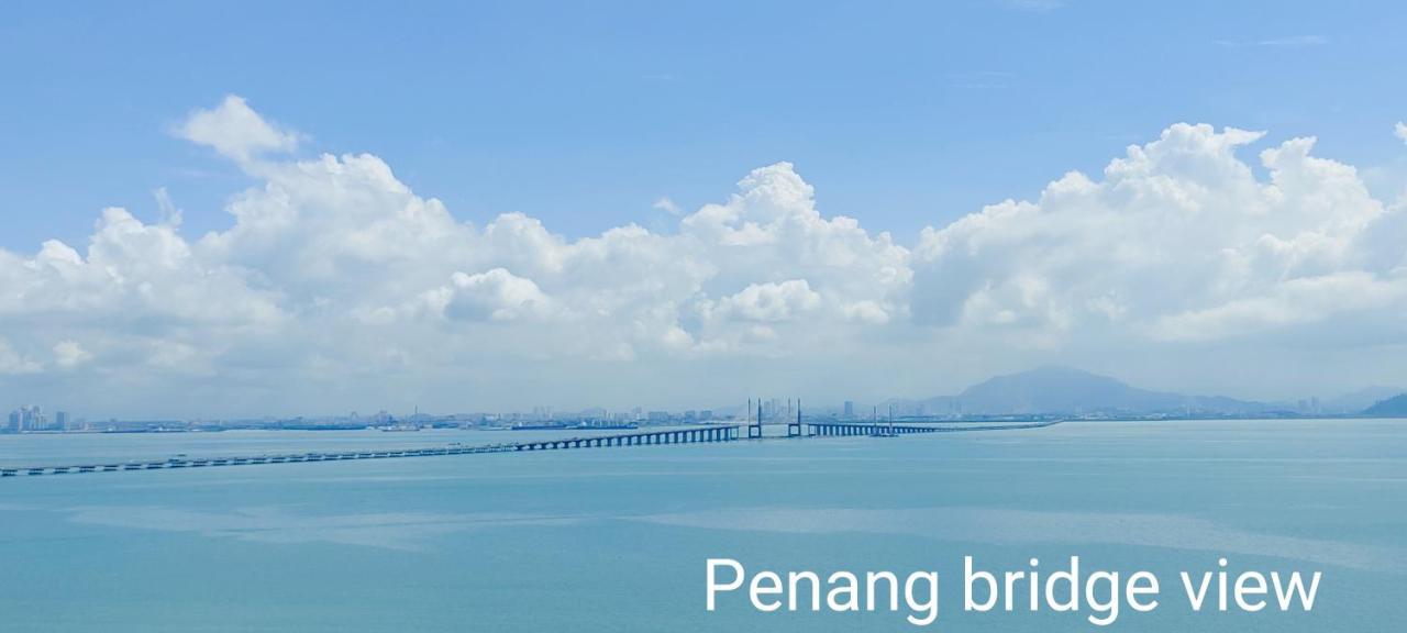 Infinite Seaview With Penang Bridge Suite With Sunrise Up To 11 Person بيان ليباس المظهر الخارجي الصورة